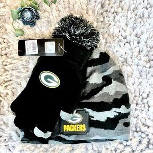 New with tags GREEN BAY PACKERS FLEECE LINED HAT & GLOVE SET Grey & Black Camo